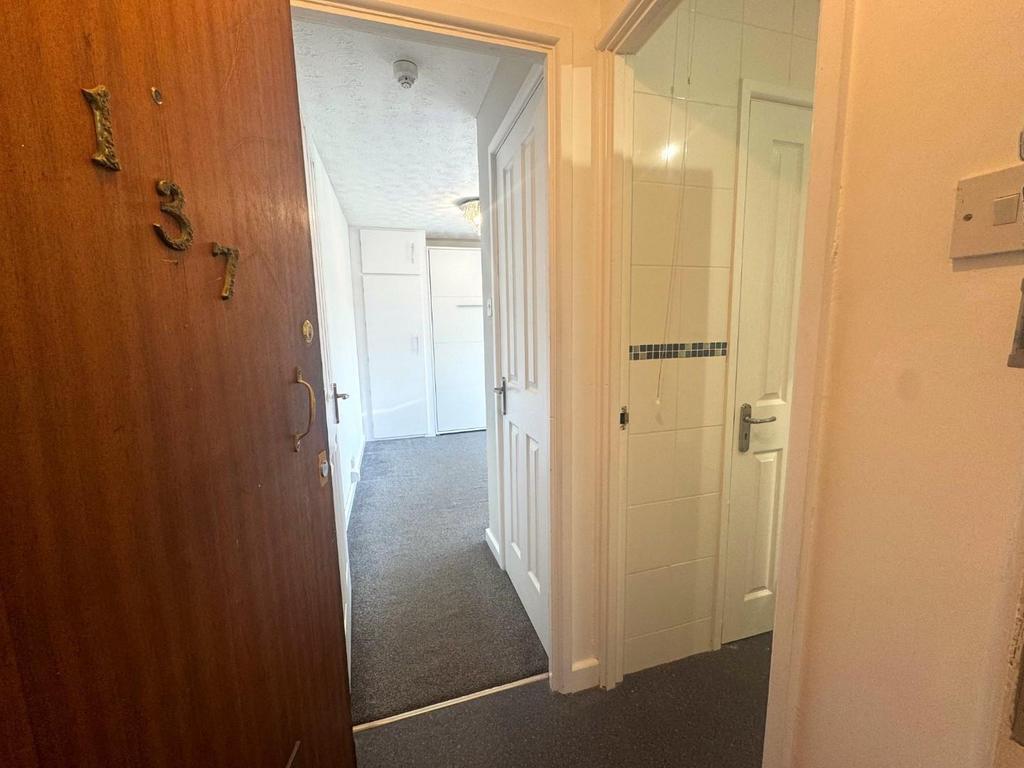 Hallway.jpg