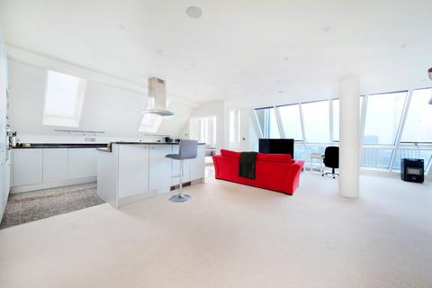 3 bedroom flat for sale, Trade Tower, Coral Row, London