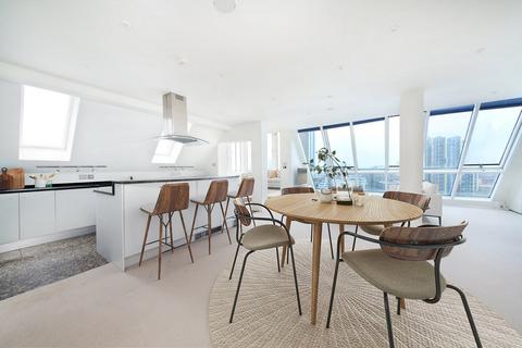 3 bedroom flat for sale, Trade Tower, Coral Row, London