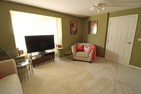 2 Ferndown Close, Stanford-le-hope, SS17 0FW