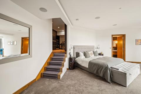 Quarter House, Battersea Reach, London, SW18