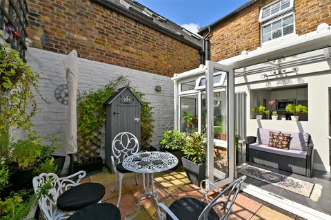 2 bedroom semi-detached house for sale, Russell Street, Windsor, Berkshire, SL4