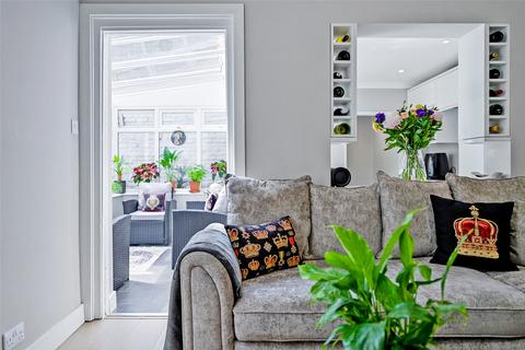 2 bedroom semi-detached house for sale, Russell Street, Windsor, Berkshire, SL4