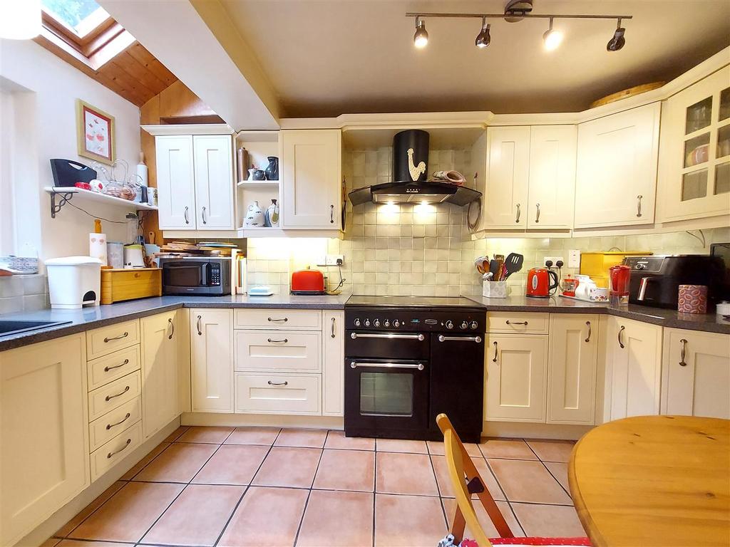 Breakfast Kitchen