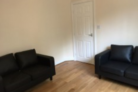 1 bedroom flat to rent, Basement Flat,  Woodstock Terrace, London, E14