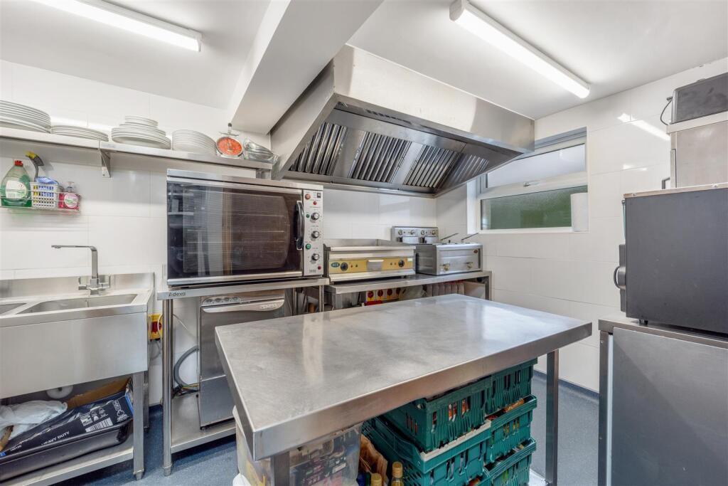 Kitchen T202504101157.jpeg