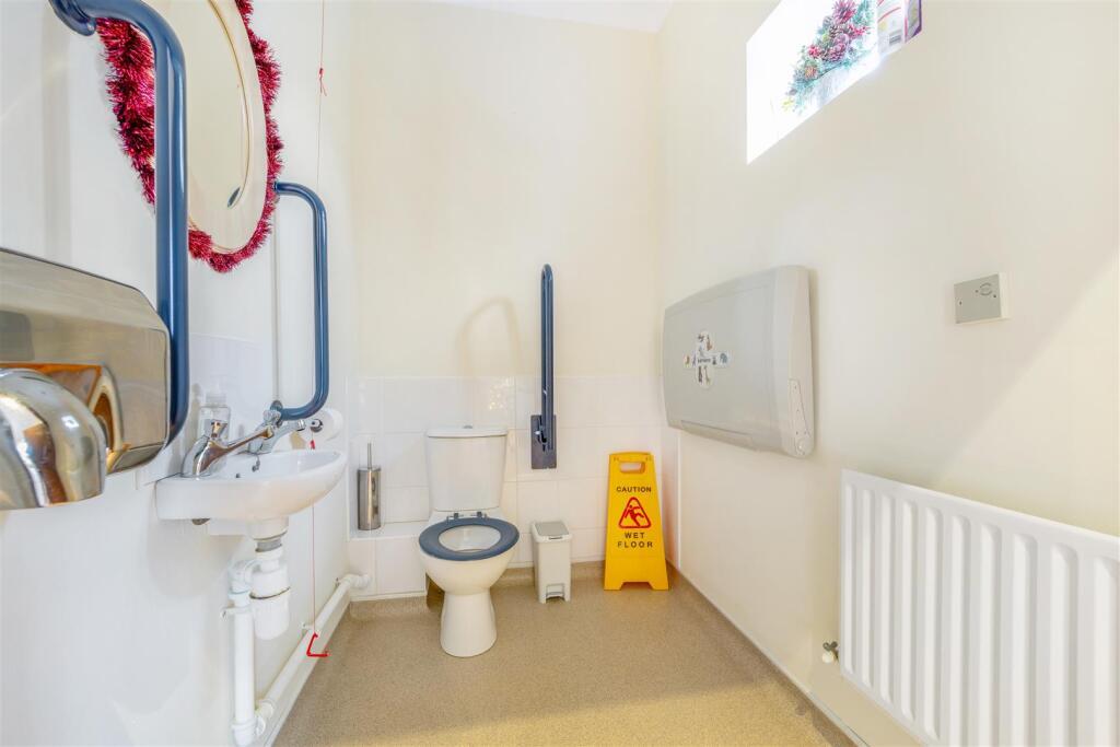 Disabled Loo T202504101158.jpeg