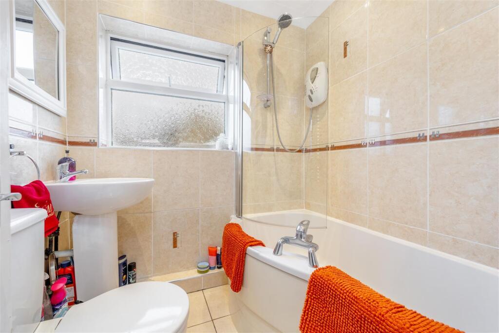 Bathroom T202504101202.jpeg