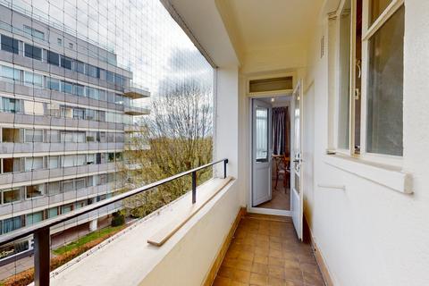 1 bedroom apartment for sale, Viceroy Court, Prince Albert Road, St John's Wood, London, NW8