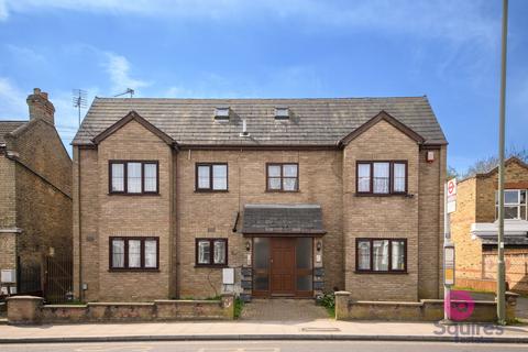 2 bedroom flat for sale, Long Lane, London, N3