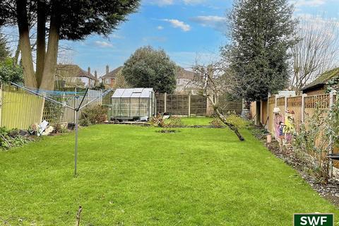 3 bedroom semi-detached house for sale, Wakeley Hill, Penn