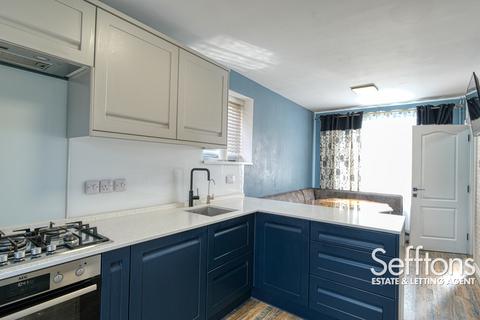 3 bedroom semi-detached house for sale, Munnings Road, Norwich, Norfolk