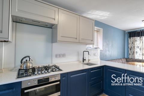 3 bedroom semi-detached house for sale, Munnings Road, Norwich, Norfolk