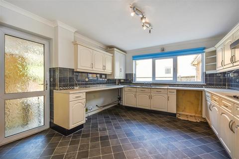 undefined, London Road, Andover