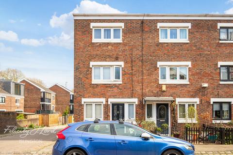 undefined, Ewe Close, London