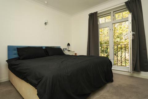 4 bedroom detached house for sale, Charlton Kings