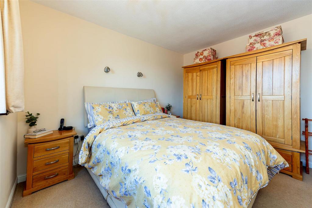 Bedroom 1.2 SAPL2241-CR3-20250409-Dx O Deep PRIME XD