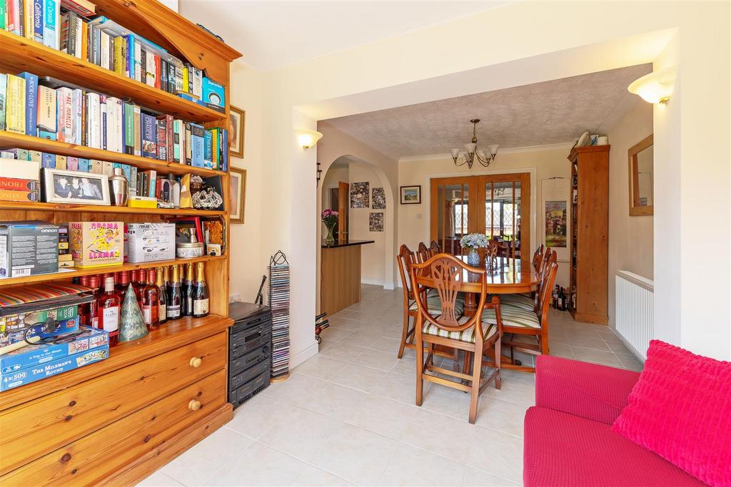 Dining room 1.2 SAPL2100-CR3-20250409-Dx O Deep PRIM
