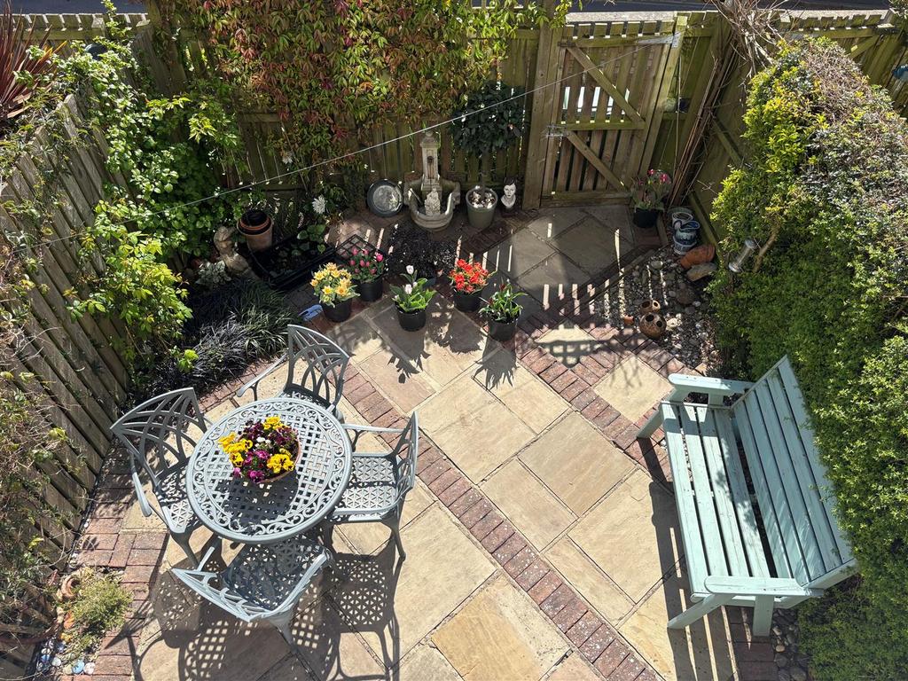 Vendor garden photo.jpg