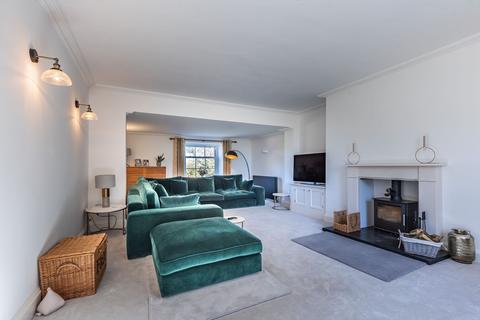 7 bedroom farm house for sale, Honingham