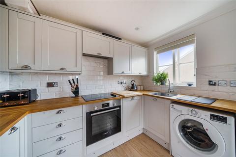 82 Fairway Drive, London, SE28 8QL