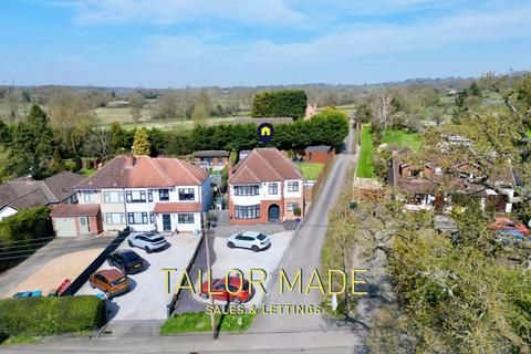 4 bedroom detached house for sale, Hawkes Mill Lane, Allesley, Coventry - Detached Garden Room