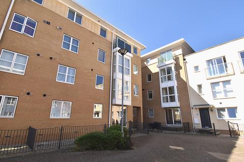 2 bedroom ground floor flat for sale, Richmond Court, St Davids Hill, Exeter, EX4
