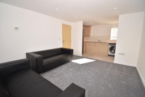 2 bedroom ground floor flat for sale, Richmond Court, St Davids Hill, Exeter, EX4