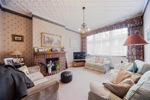 Shrewsbury Road, London, N11