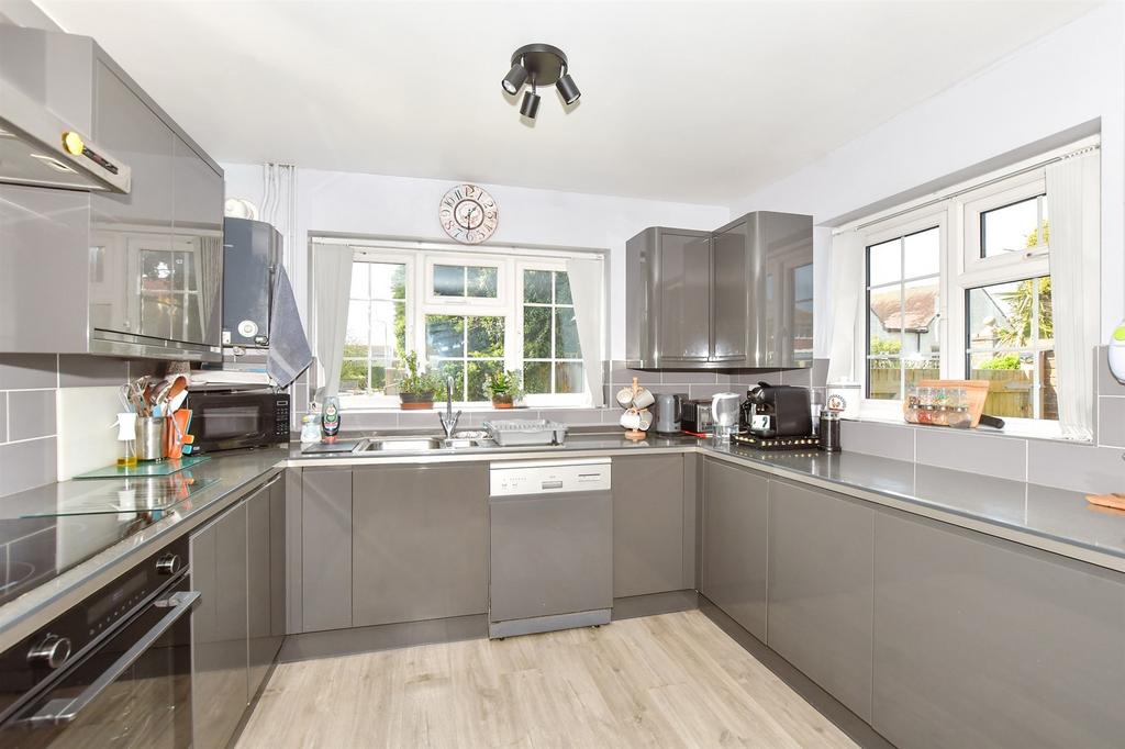 Kitchen/ Diner