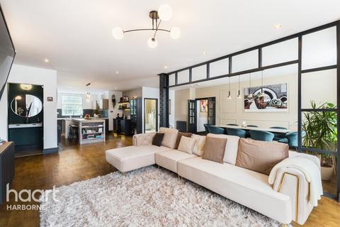 3 bedroom apartment to rent, KENILWORTH COURT, EDGBASTON