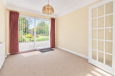 3 bedroom detached bungalow to rent, Buckland Grove, Highcliffe, Dorset. BH23 4RS
