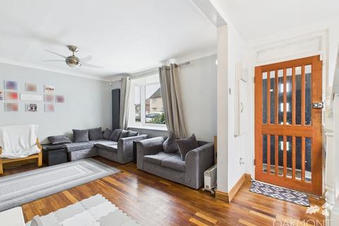 undefined, Callan Grove, South Ockendon