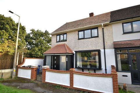 Callan Grove, South Ockendon