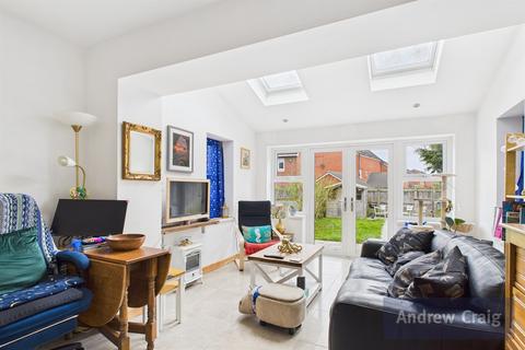 3 bedroom terraced house for sale, The Ridgeway, South Shields