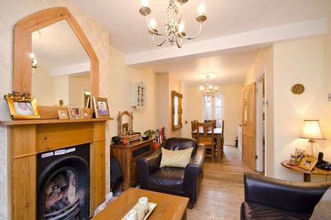 30 Benn Street, London, E9 5SU