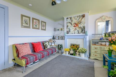 23 Ferniehill Square, Edinburgh, EH17 7AP