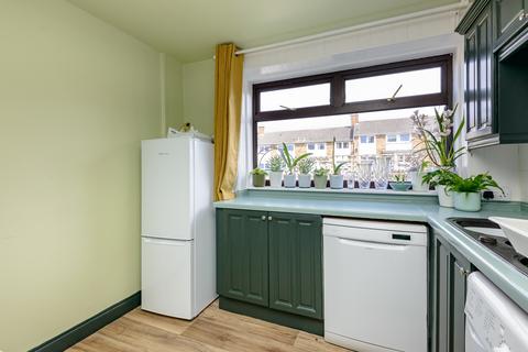 23 Ferniehill Square, Edinburgh, EH17 7AP