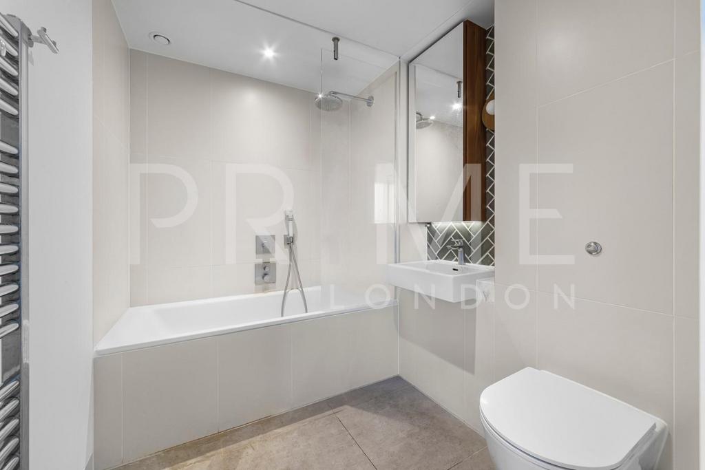 BATHROOM1 (36).jpg