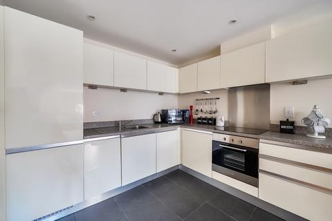 2 bedroom flat for sale, Martyr Road, Guildford, GU1
