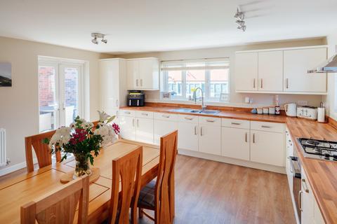 33 Westcott Way, Pershore, WR10 1RH