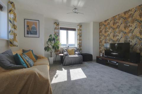 2 bedroom apartment for sale, Crown Apartments Newhall Park Drive, Bradford, West Yorkshire, BD5