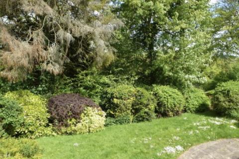 17 Bishops Drive, East Harnham, Salisbury, SP2 8NZ