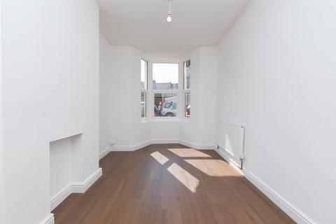 34 Coleridge Road, Bristol, BS5 6SR