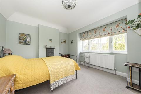 30 Fullbrooks Avenue, Worcester Park, KT4 7PE