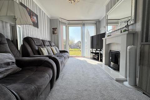 4 bedroom semi-detached house for sale, Wensleydale Road, Great Barr, Birmingham