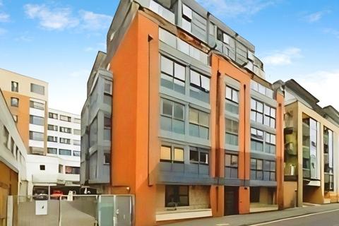 2 bedroom flat to rent, Charles Street, Bristol BS1