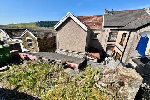 undefined, Porth CF39