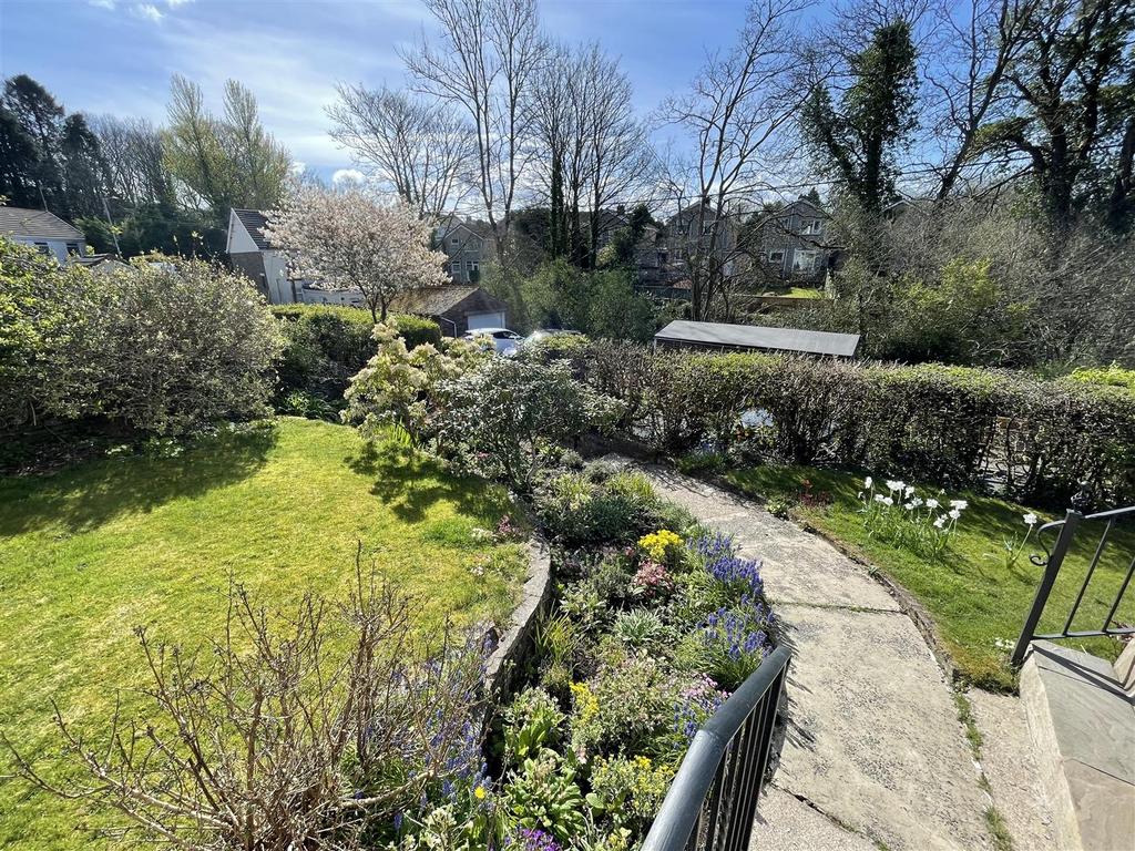 Side garden