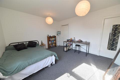 2 bedroom terraced house for sale, High Street, Birmingham B17